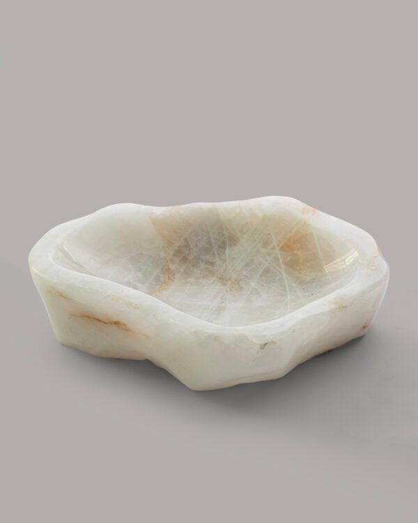 WHITE AGATE