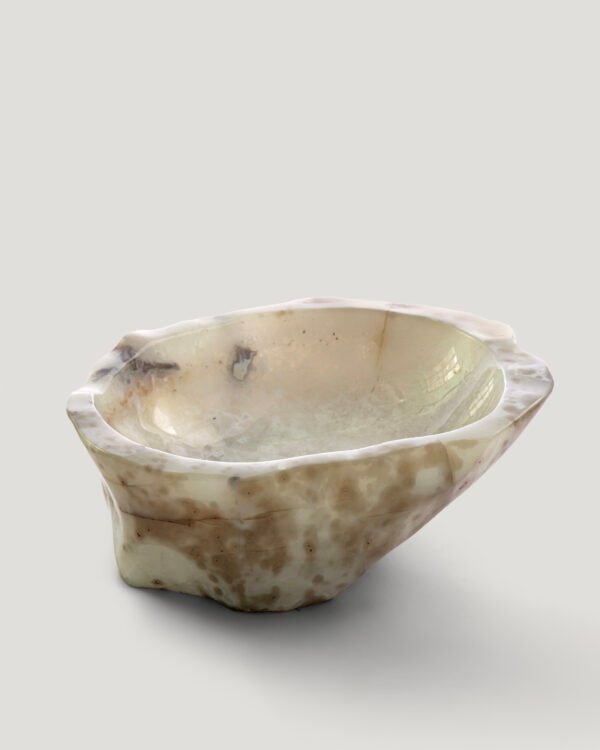 WHITE AGATE